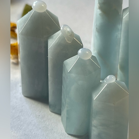 Aquamarine Tower Small Blue Aquamarine Point Set Of 7 pieces Crystal Gemstone - Picture 2 of 10